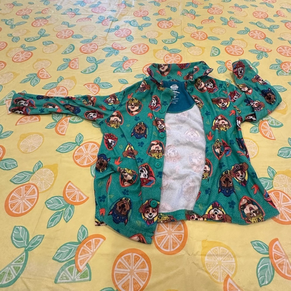 Nickelodeon Paw patrol unisex pajama top Size: 4T